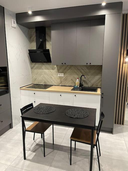 Forum Wola Fine Apartment วอร์ซอ ภายนอก รูปภาพ