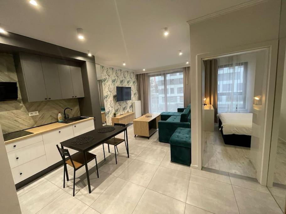 Forum Wola Fine Apartment วอร์ซอ ภายนอก รูปภาพ